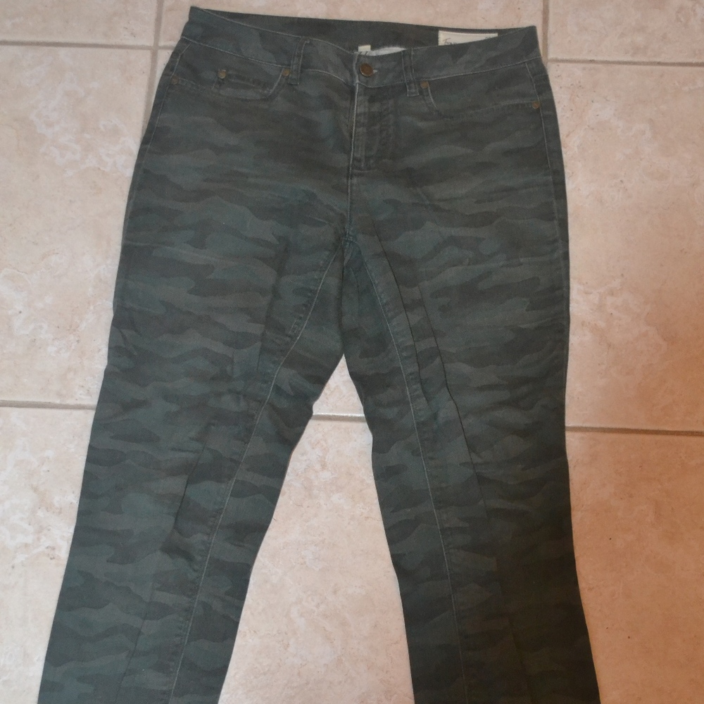 Ters by Vince Camuto Camo Jeans